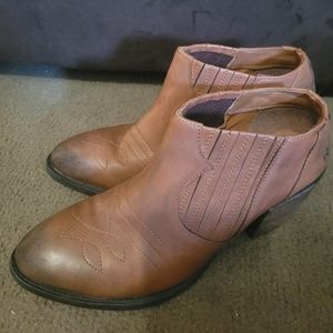 Bed Stu Roan Malina Bootie Cobbler Series